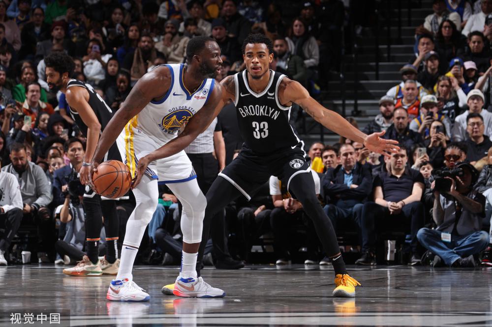 迷的目光 迷的目光